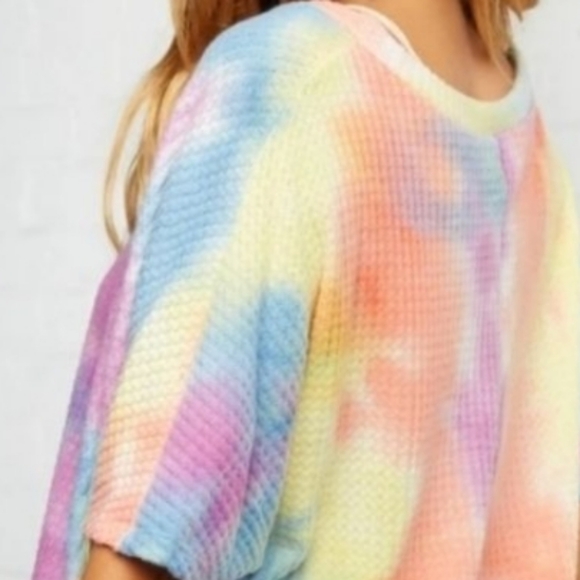 Pink Multi-Colored Tie Dye Top - Picture 4 of 4